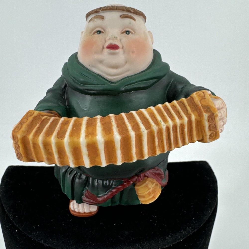 Dept 56 Merry Makers Clarence the Concertinist Retired 9353-0 Christmas Figurine